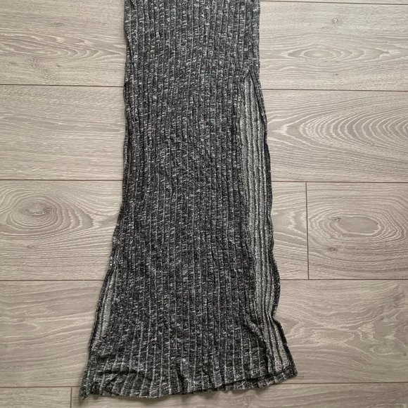 Long Grey merle double slit skirt - Picture 2 of 3